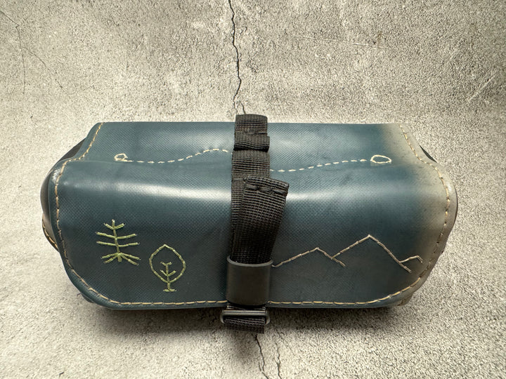 2023 Vongalon Handlebar Roll Bag