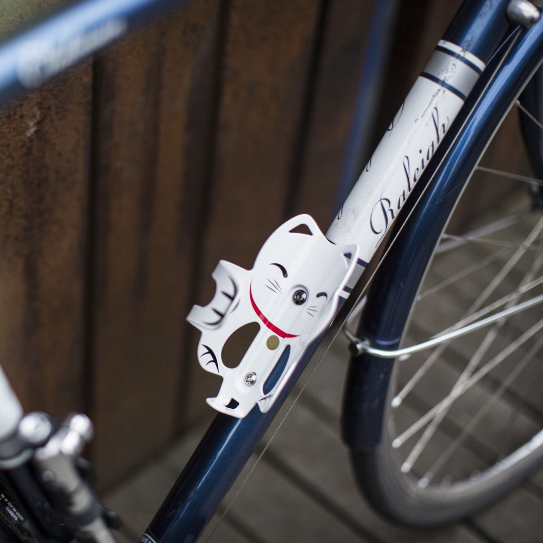 PDW LUCKY CAT Bottle Cage