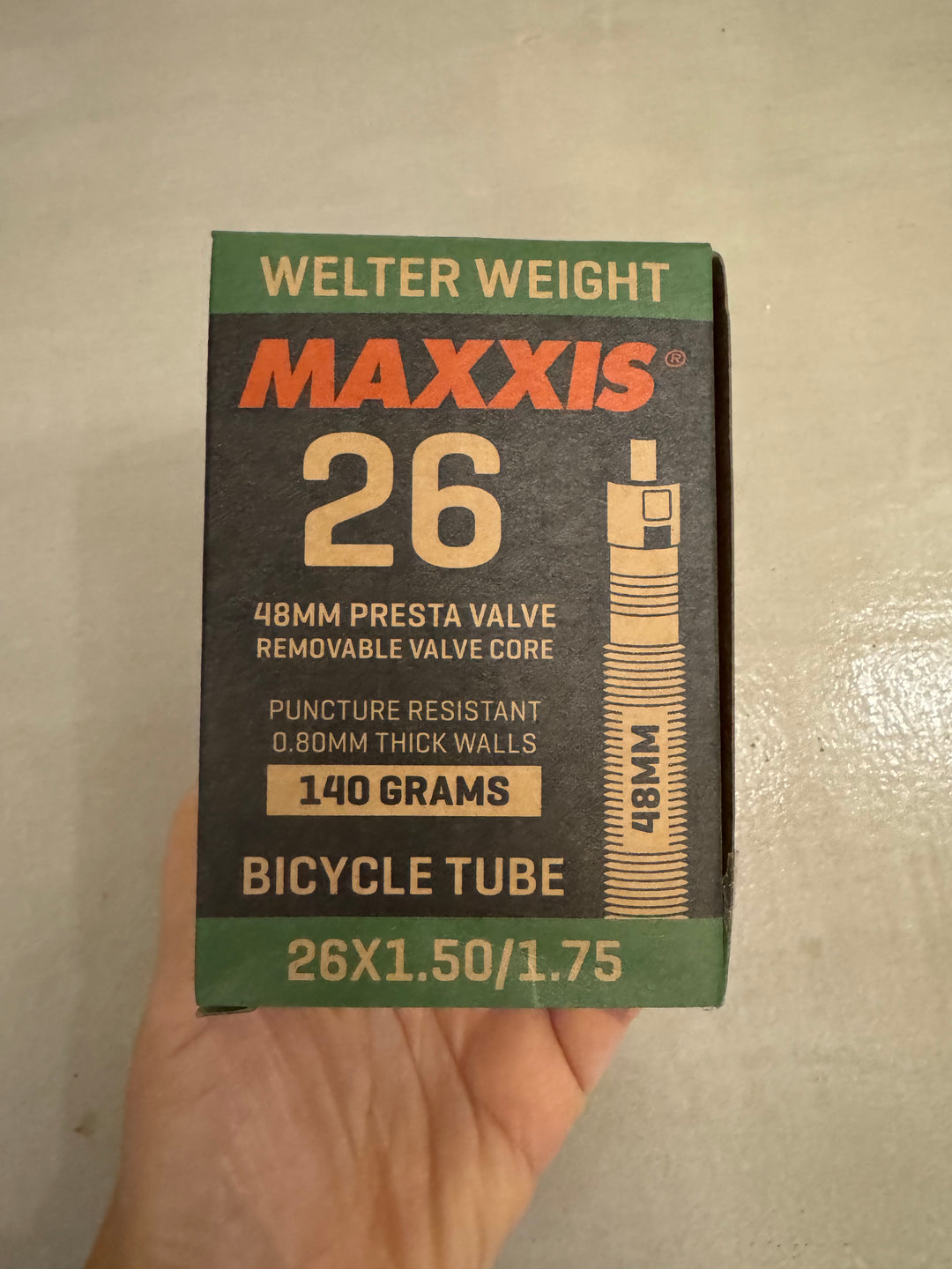 Maxxis inner tube discount 26