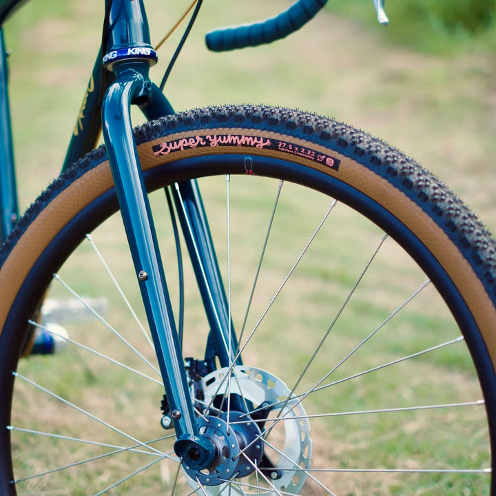 SIMWORKS Super Yummy Tire 27.5" *price per pair