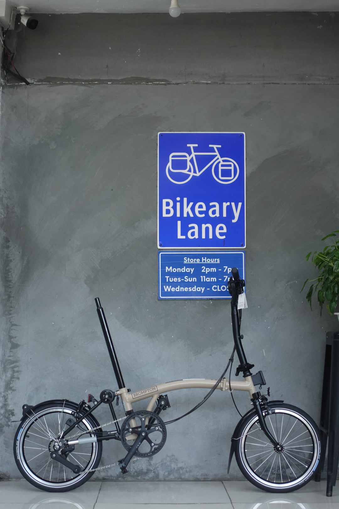 Brompton C Line 12-Speed M12L Dune Sand 2025