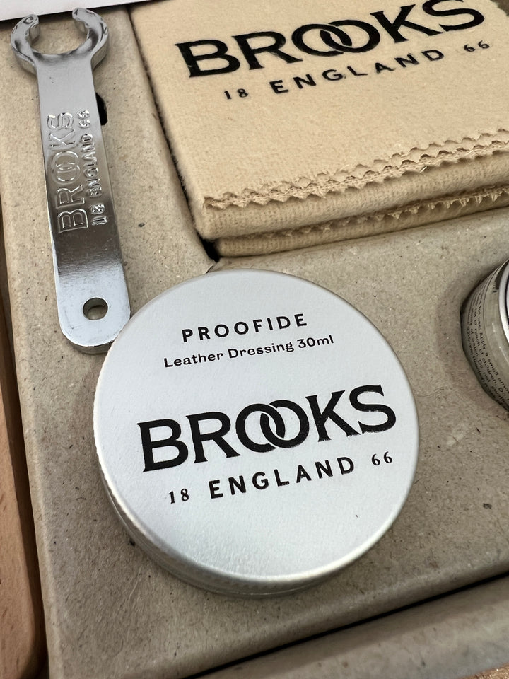 Brooks Premium Leather Saddle Care Kit