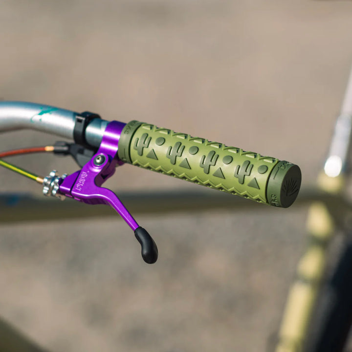 TOMII CYCLES x SIMWORKS Farwest Grip