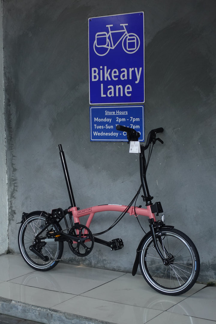 Brompton C Line 12-Speed M12L Flaming Pink 2025