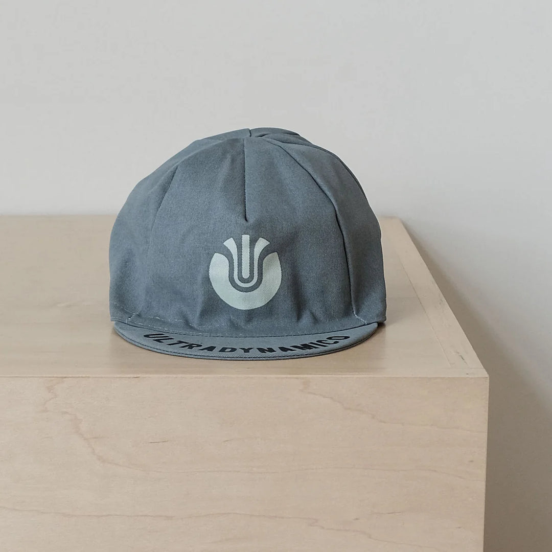ULTRADYNAMICO Alt Font Cap - Grey