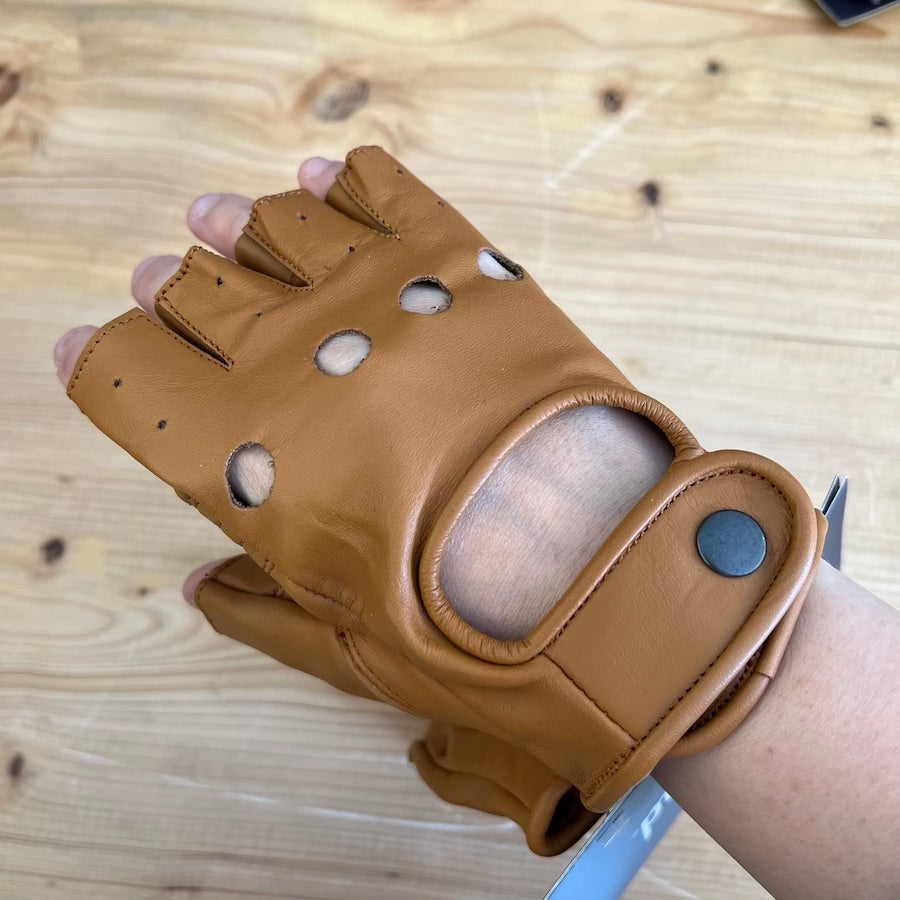 Thousand Gloves