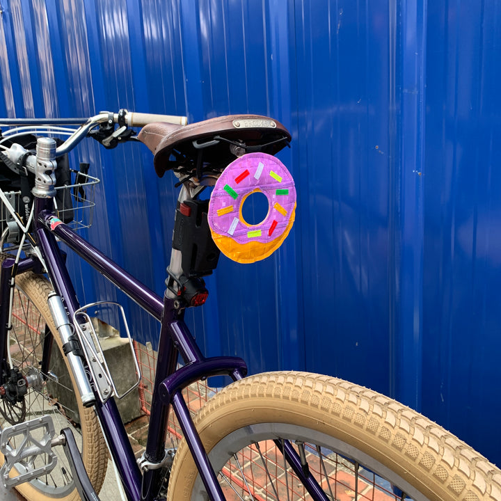 Bisik-GLAZE-ta Reflective Donuts